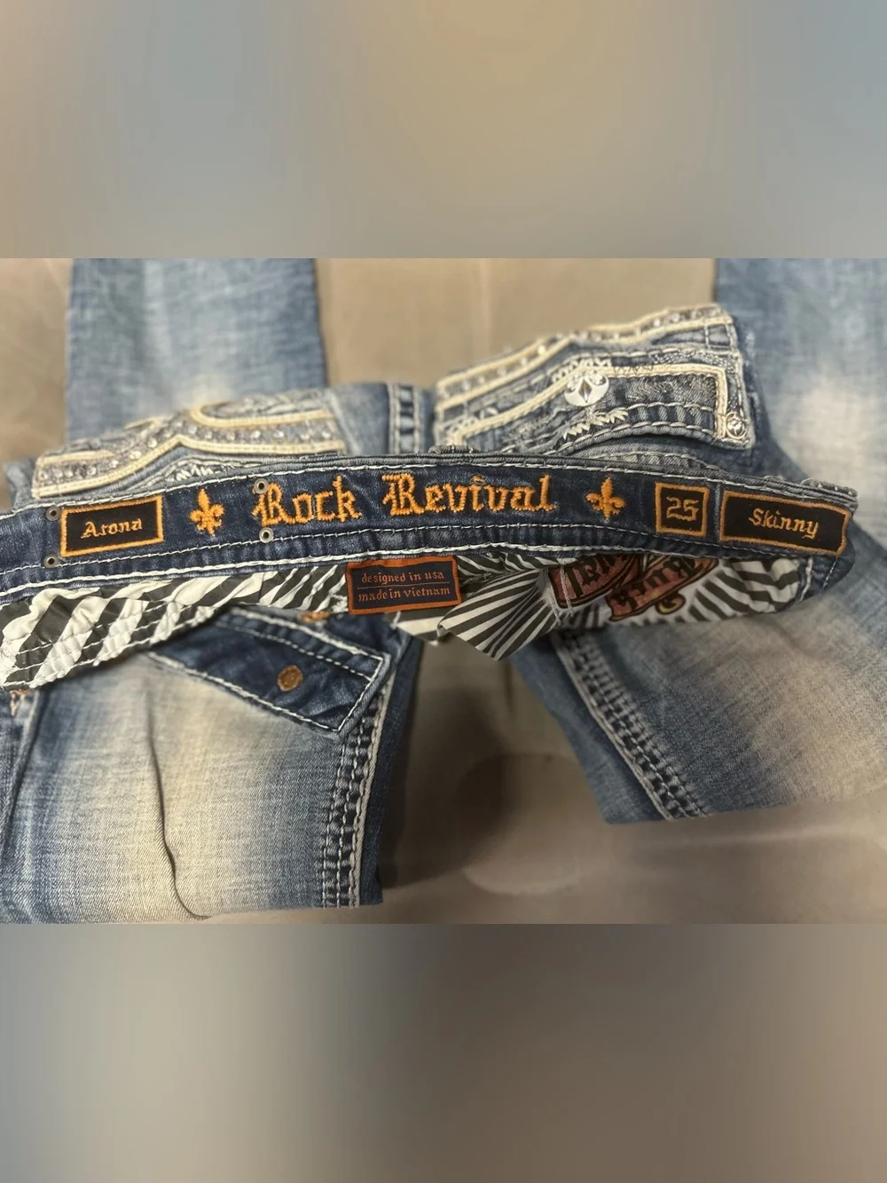 Rock Revival Women's Faded Light Blue Stretch Skinny Jeans